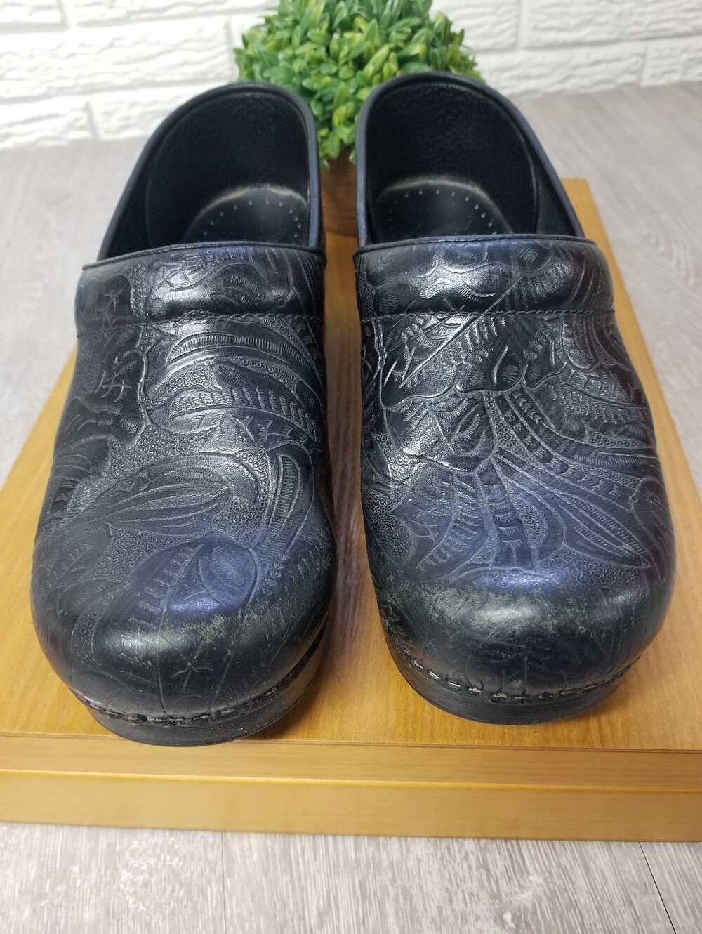 Dansko Black TooledProfessional clogs
